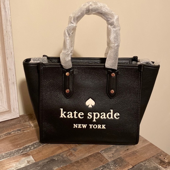 kate spade Handbags - NWT Kate Spade Ella Small Black Pebbled Leather White Logo Crossbody Handbag